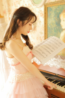 亲嘴激烈床视频大全床